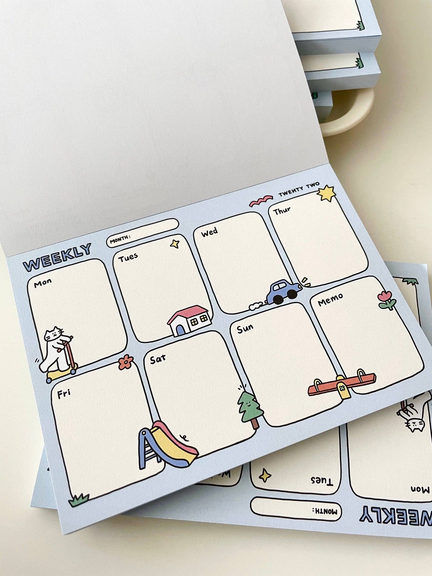 Twenty Two | Lovely Park Weekly Plan Note