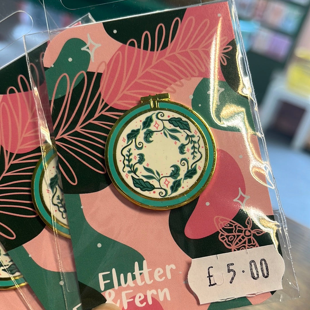 Botanical Leaves Embroidery Hoop - Needle Minder