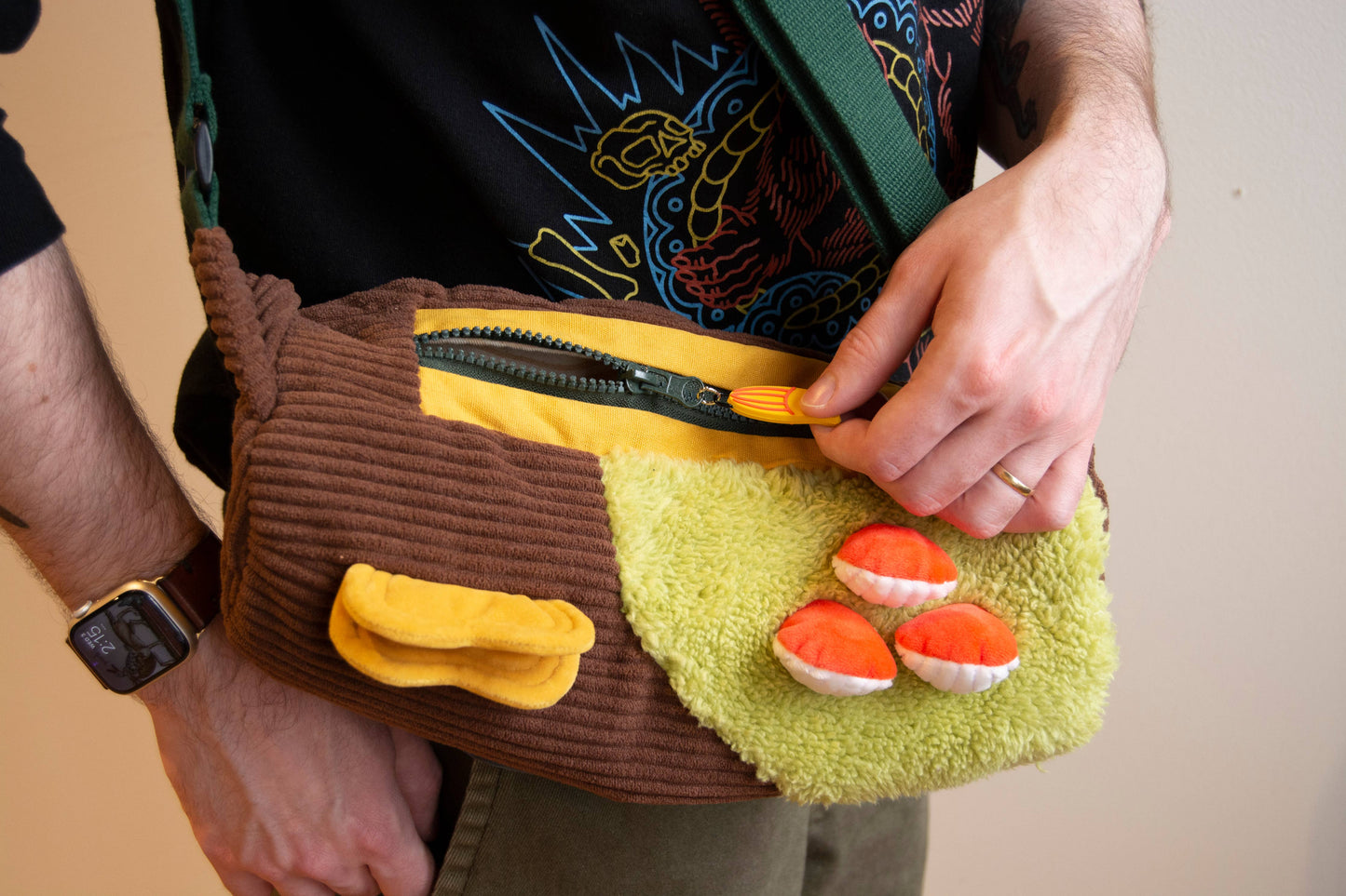 Corduroy Log - Crossbody Bag