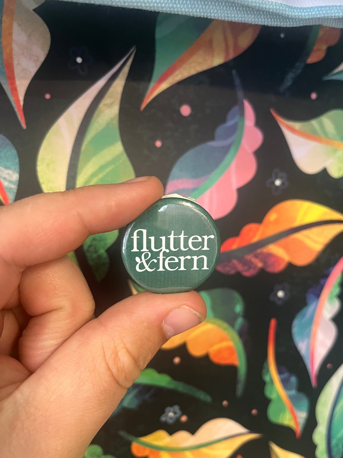 Flutter & Fern - Button Badge