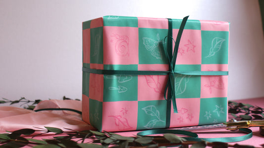 Checkered Motifs - Gift Wrap