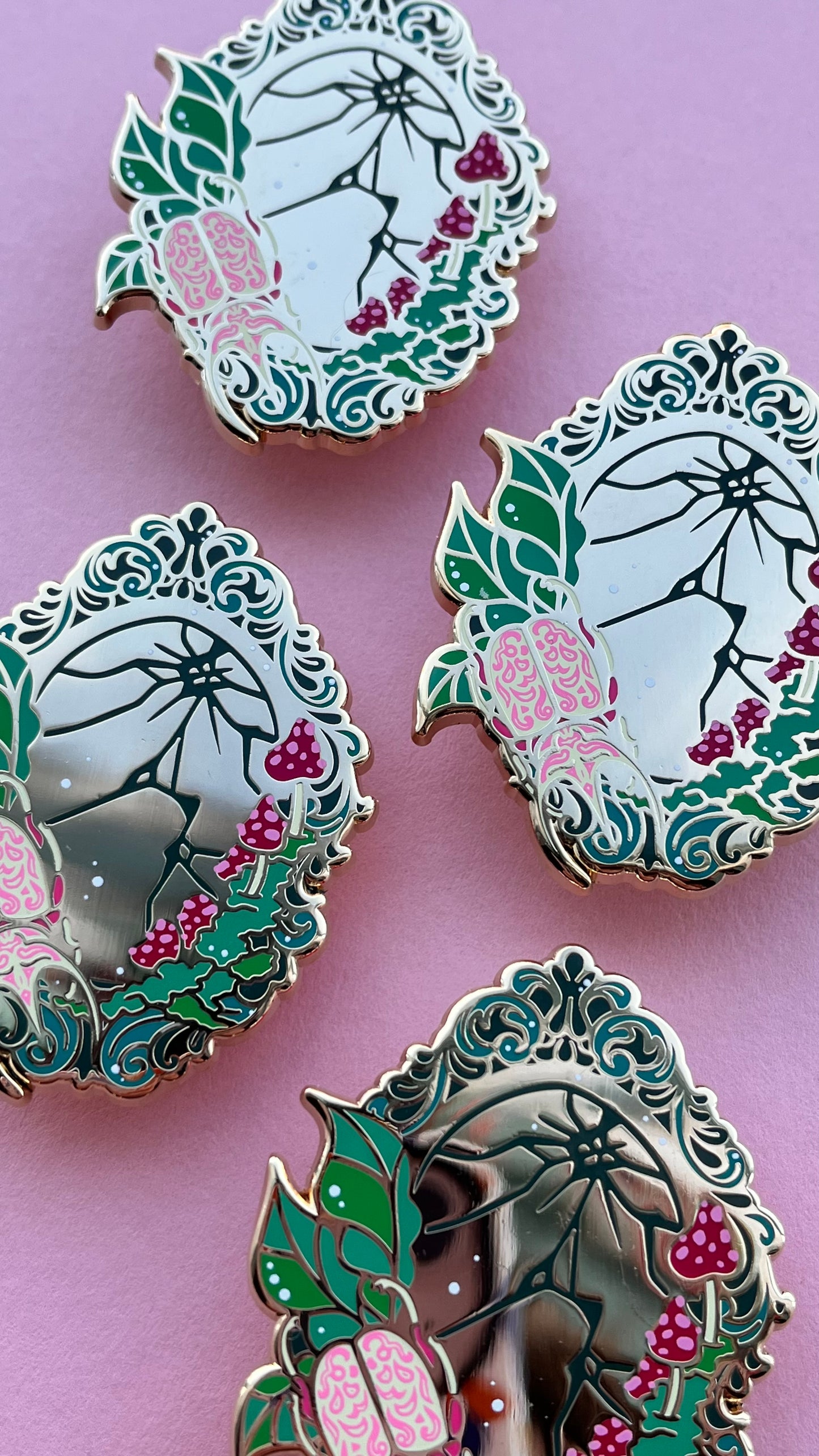 Broken Mirror - Enamel Pin - 50% Off RRP £11.50