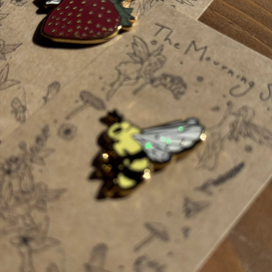 Honey Bee - Enamel Pin