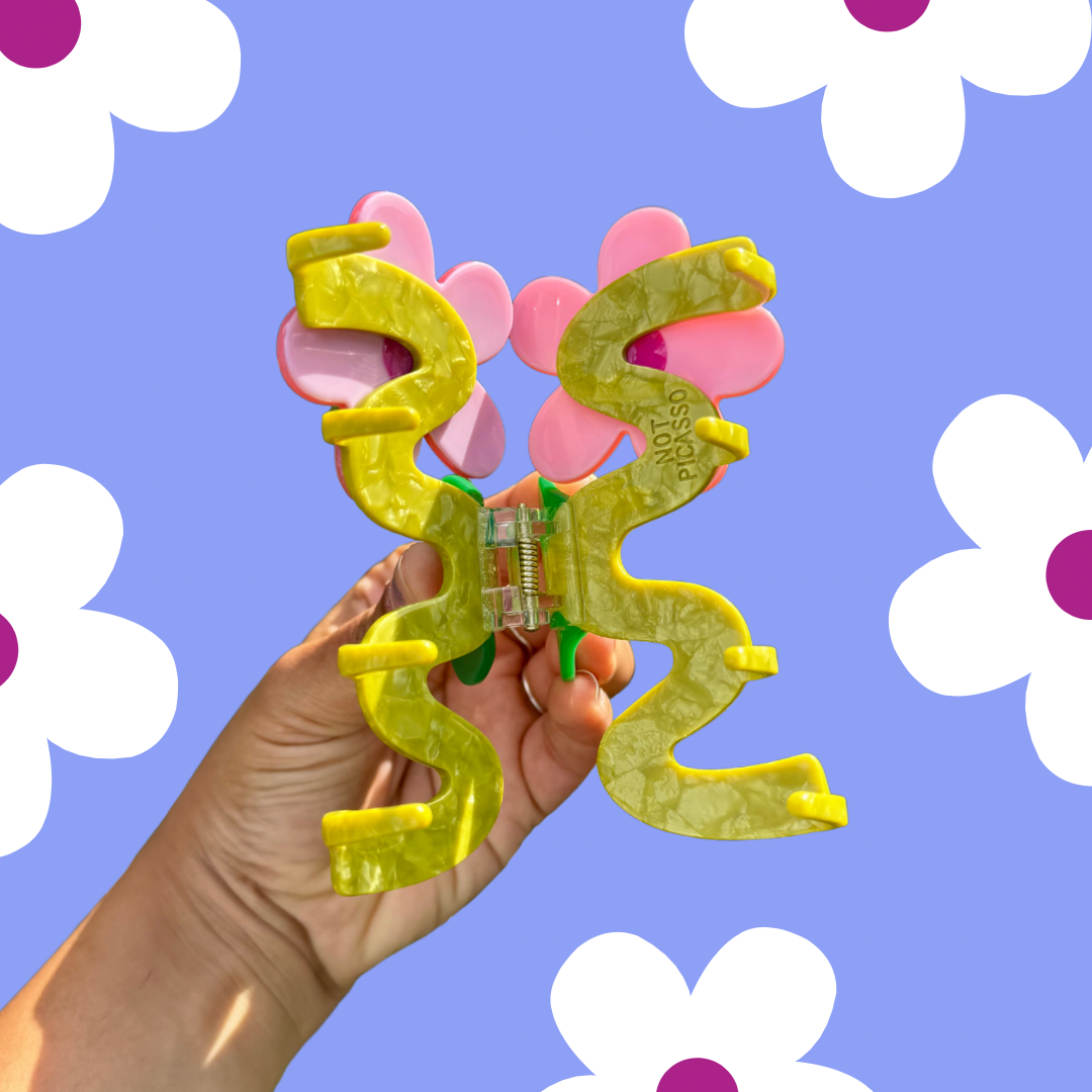Wavy Daisy - Hair Claw