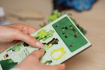 Please Be Nice To Me - Frog - Pop Out Card