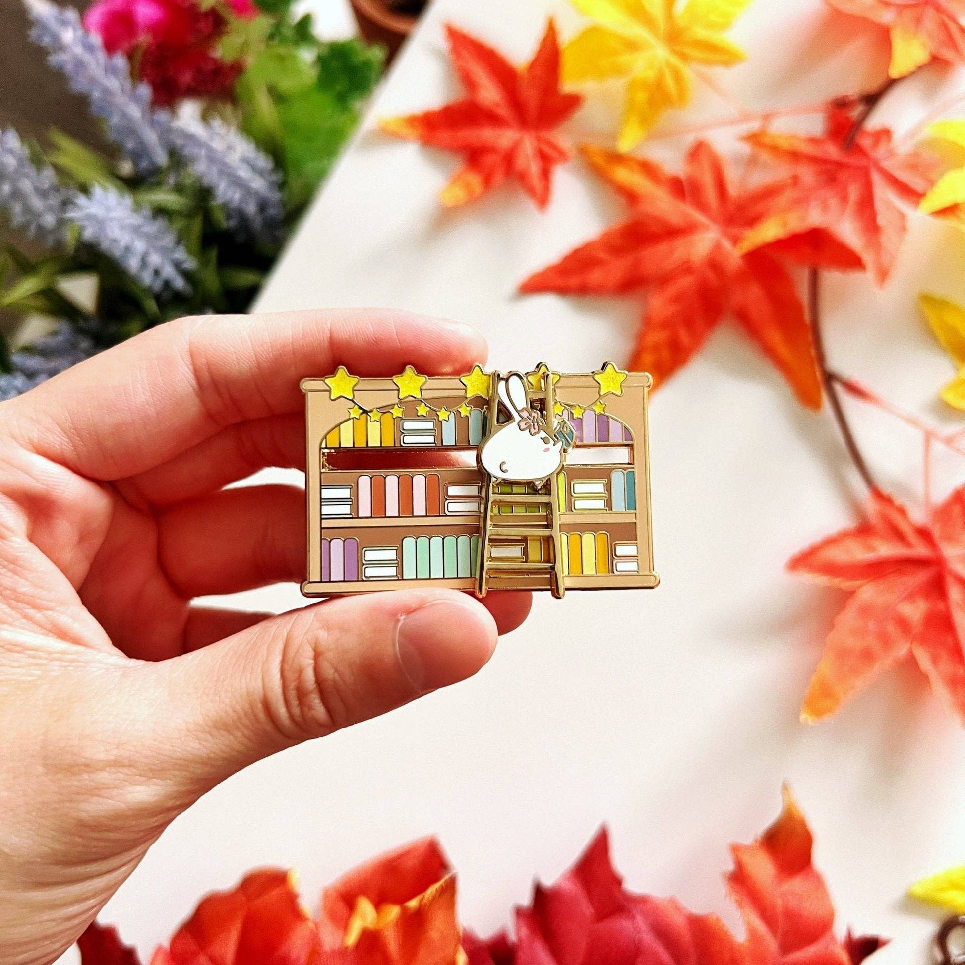 Bookshelf (Interactive Slider) - Enamel Pin