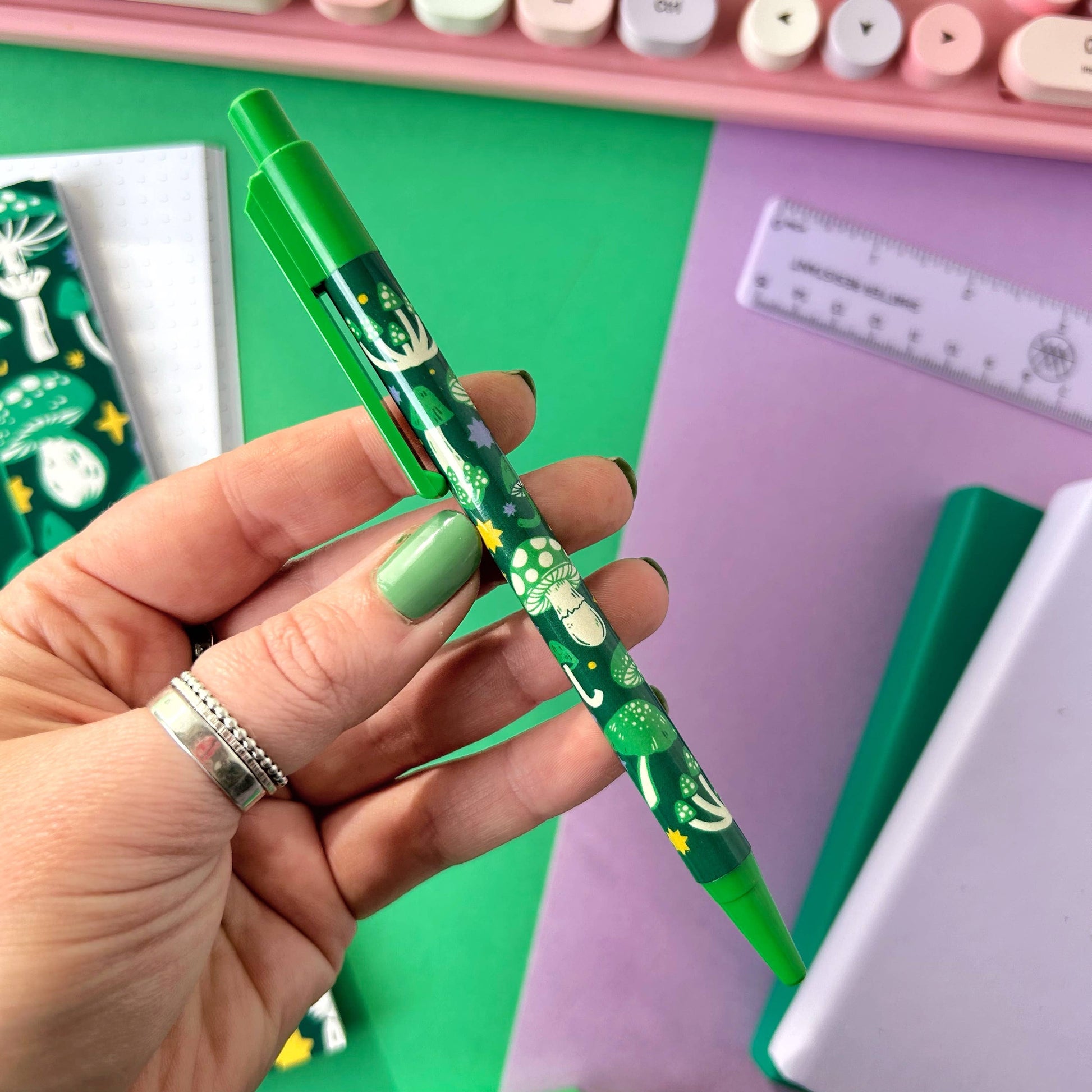 Green Mushroom - Pen