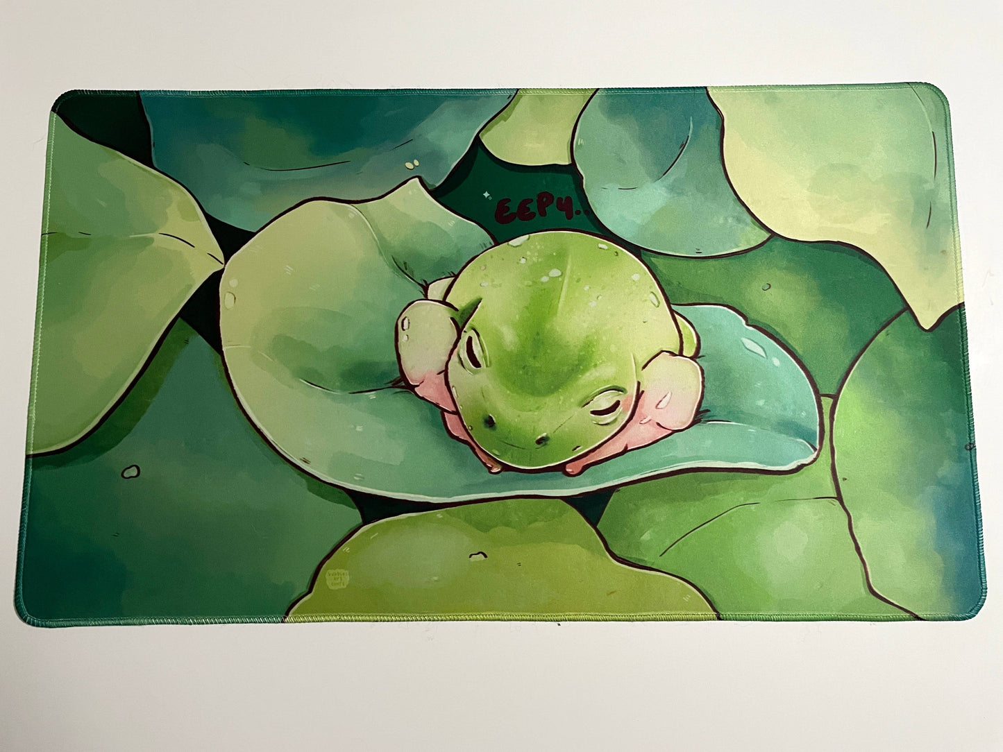 Sleepy Frog | Large Desk Mat | 70x40cm Gaming Mousepad 