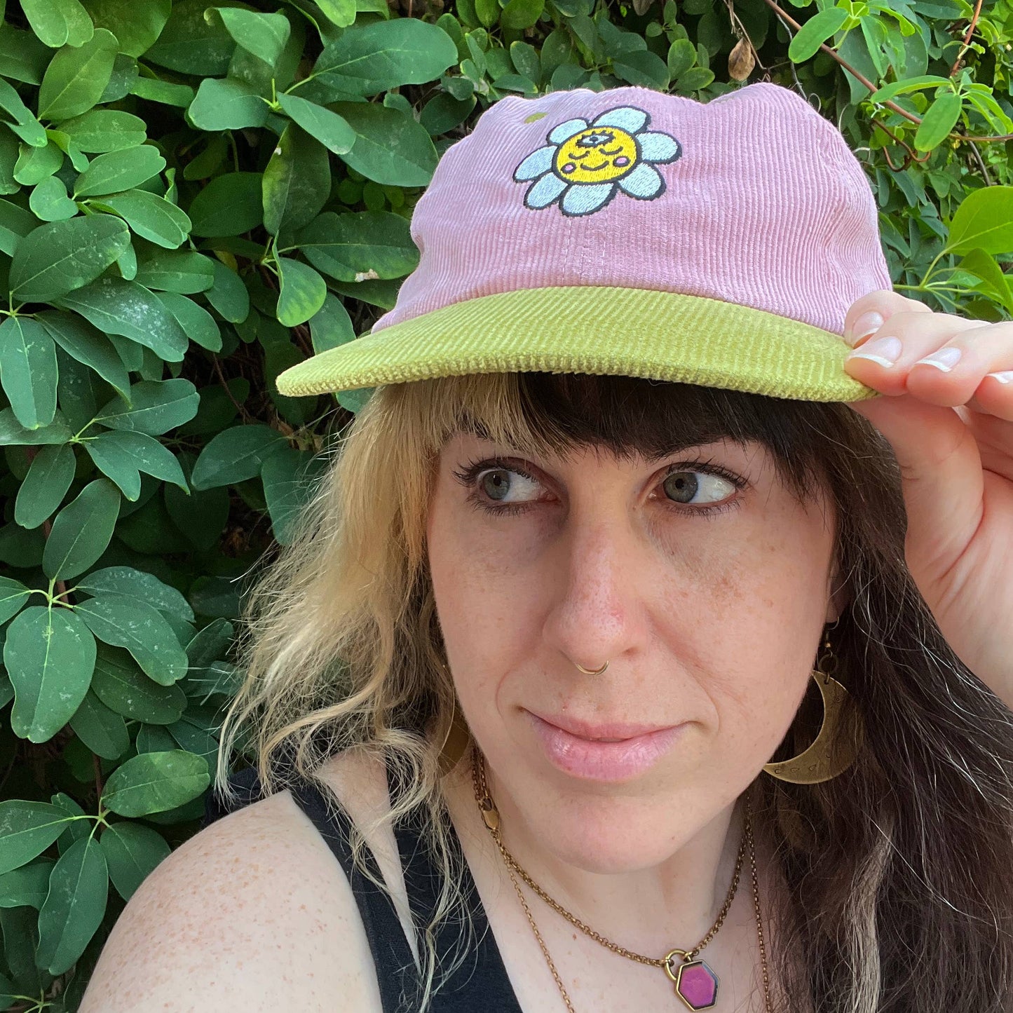 Daisy Face - Corduroy Hat