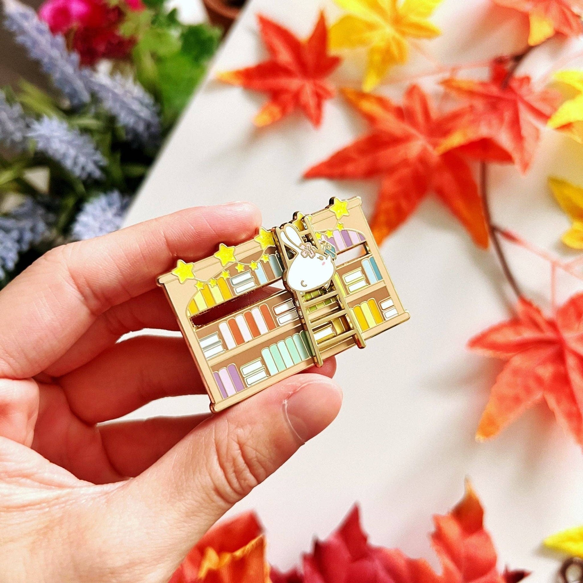 Bookshelf (Interactive Slider) - Enamel Pin
