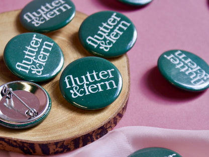 Flutter & Fern - Button Badge