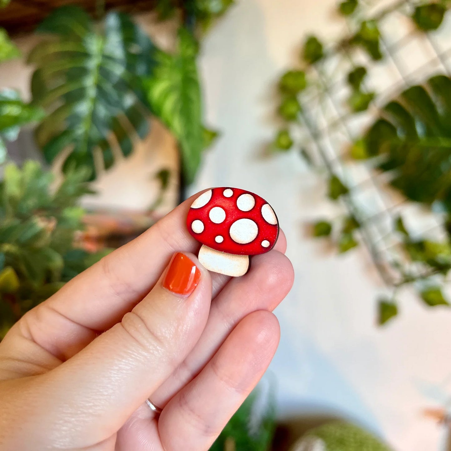 Red Mushroom - Wooden Pin