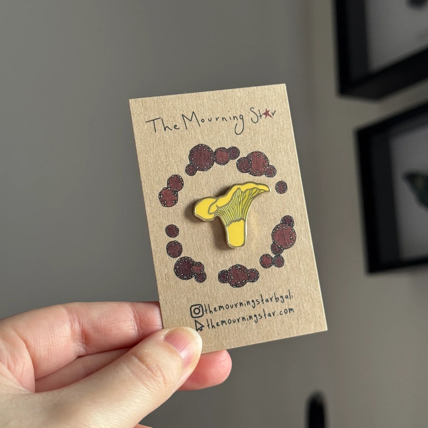 Golden Chantrelle Mushroom - Enamel Pin