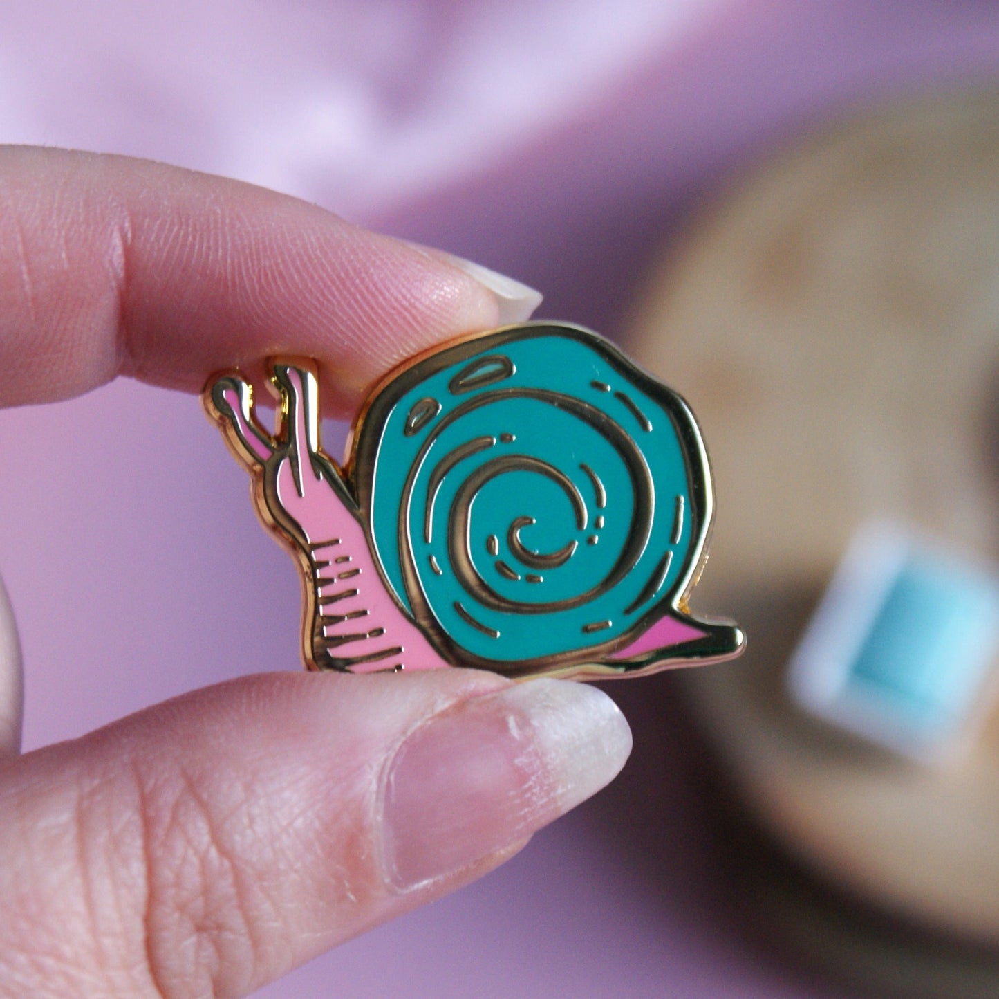 Snail - Enamel Pin