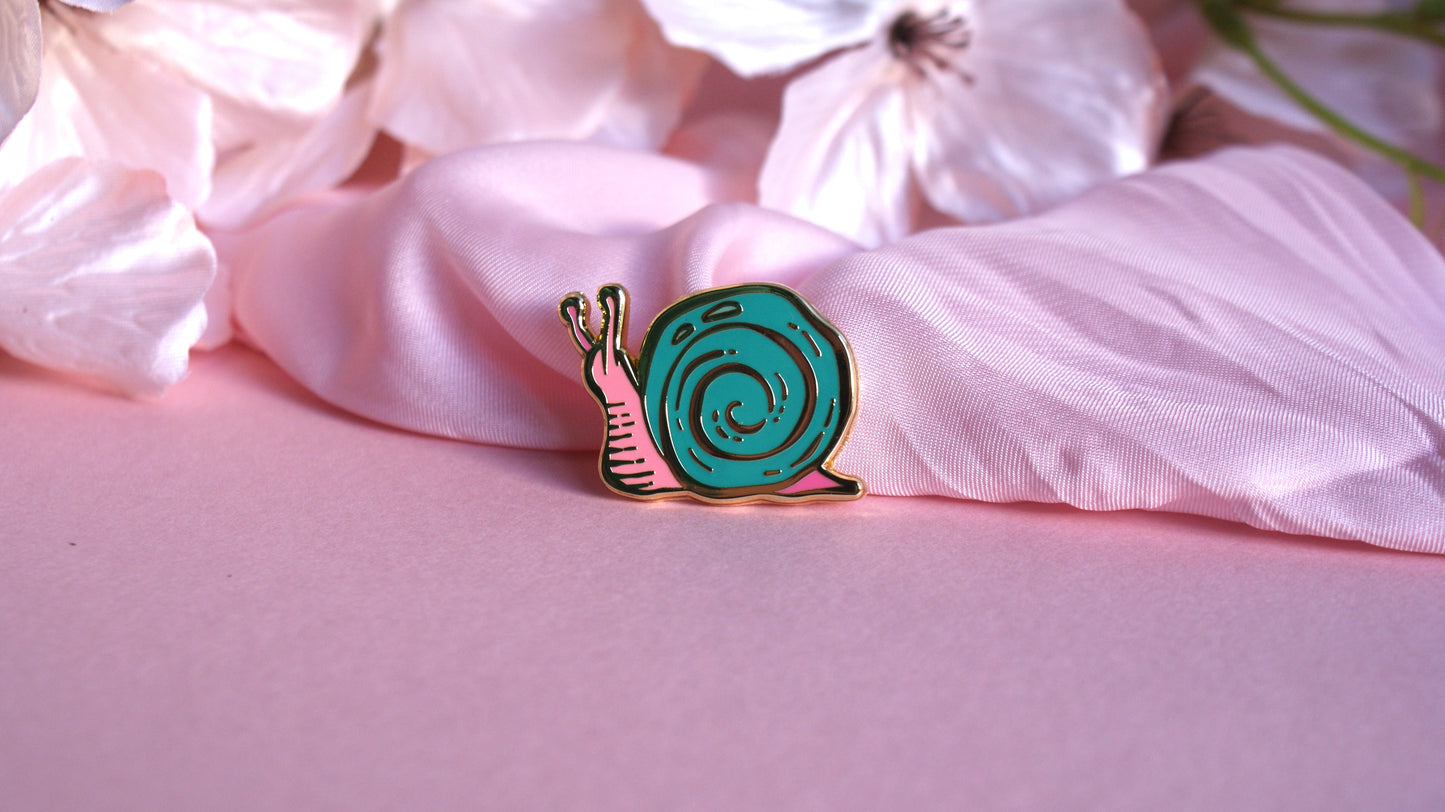 Snail - Enamel Pin