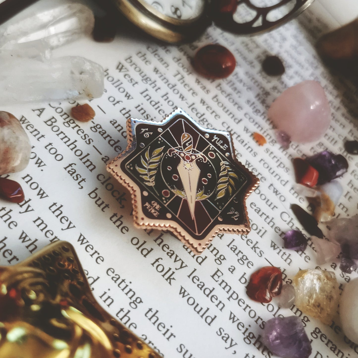 Yule Stamp - Enamel Pin