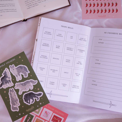 Romantasy Reading Journal – Book Review Notebook