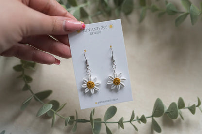 Mini Daisy - Earrings