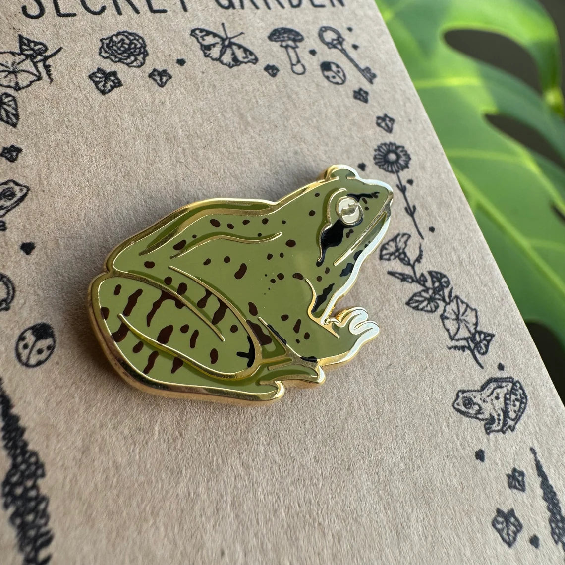 Frog - Enamel Pin