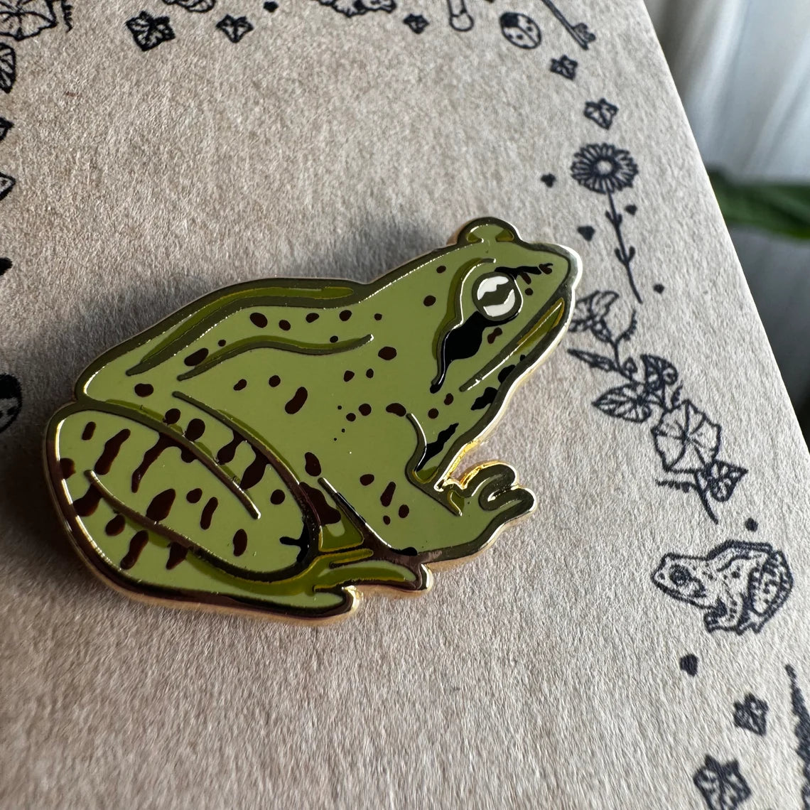 Frog - Enamel Pin